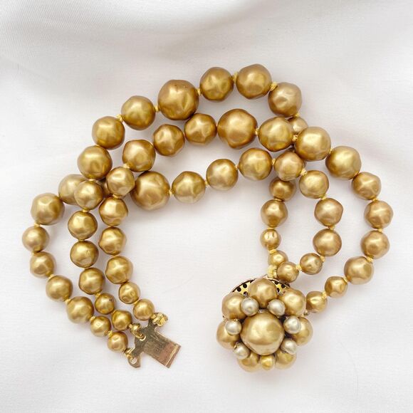 Vintage Gold Beaded Rose Flower Three Strand Bracelet with Box Clasp - Picture 2 of 5